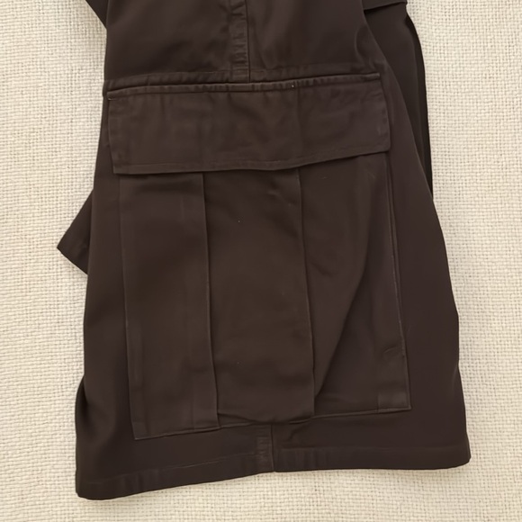 Gramicci Relaxed Fit Cargo Shorts Brown - Picture 11 of 16